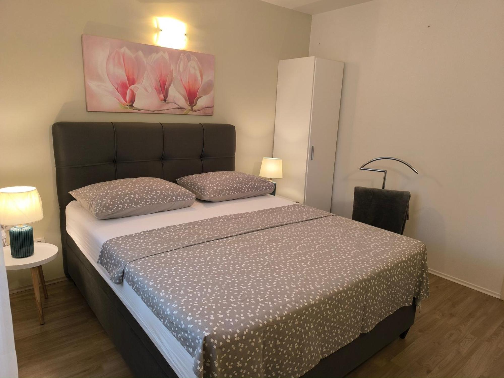 Villa Seaview With Pool - Apartment Cotton Trogir Bagian luar foto